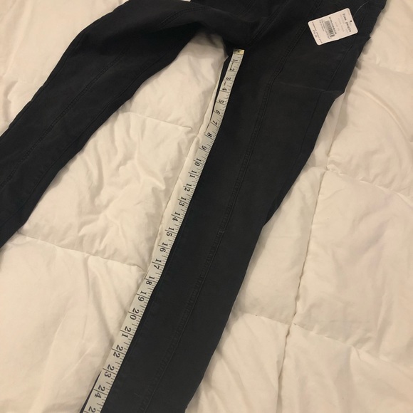 Free people black size 26. Host Pick 4-17-22. FINAL MARKDOWN - Picture 7 of 12